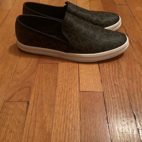 Women’s Calvin Klein size 7.5 loafers - Picture 3 of 3